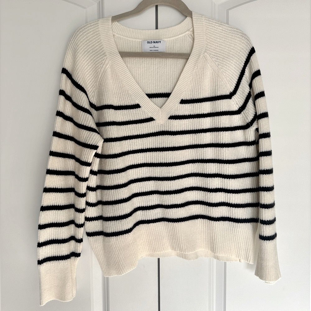 Old Navy Soft V-Neck Black Cream Striped Sweater Oversized XS